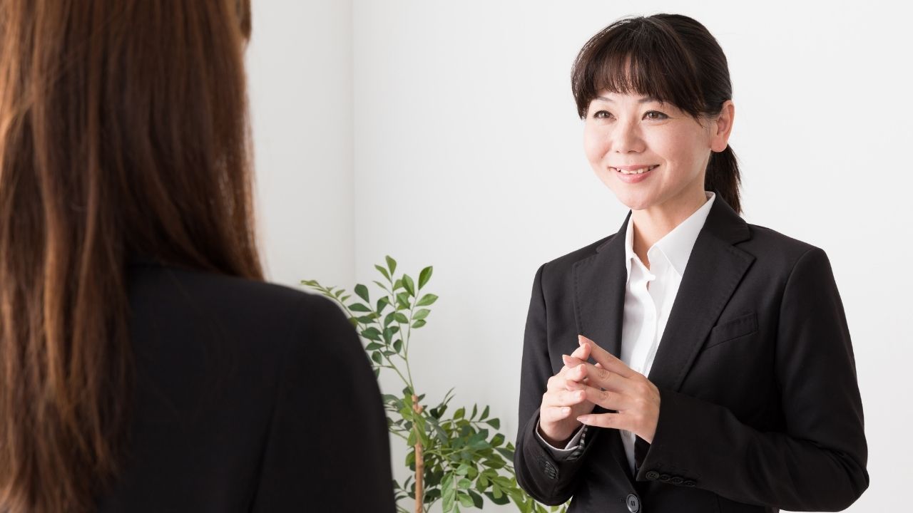 asian women talking